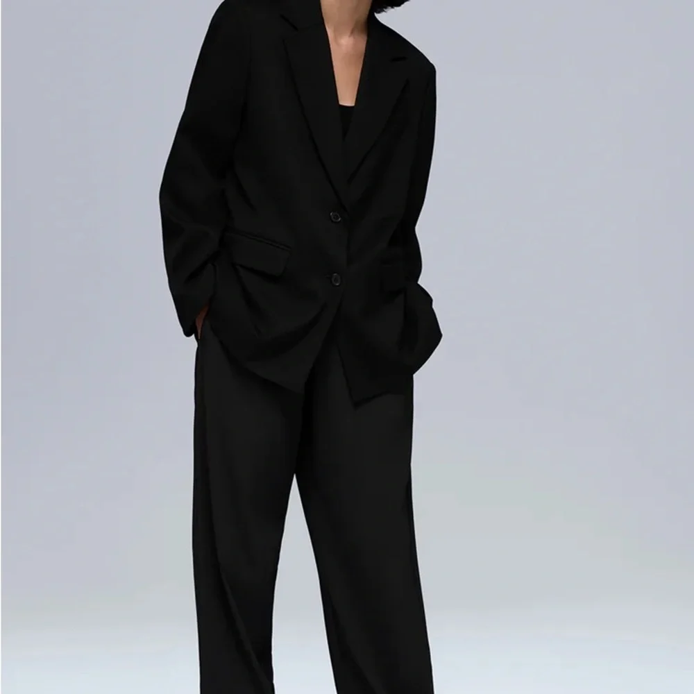NWT, ALO First Class Black Blazer - Picture 6 of 8